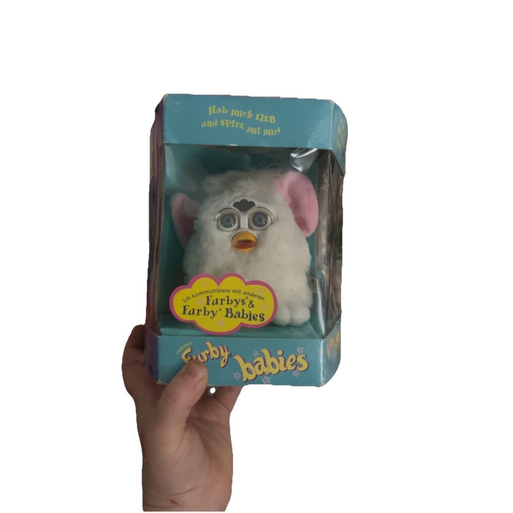 VTG Tiger 70-940 Furby Babies Snowy Open Box German Speaking Version Free Ship